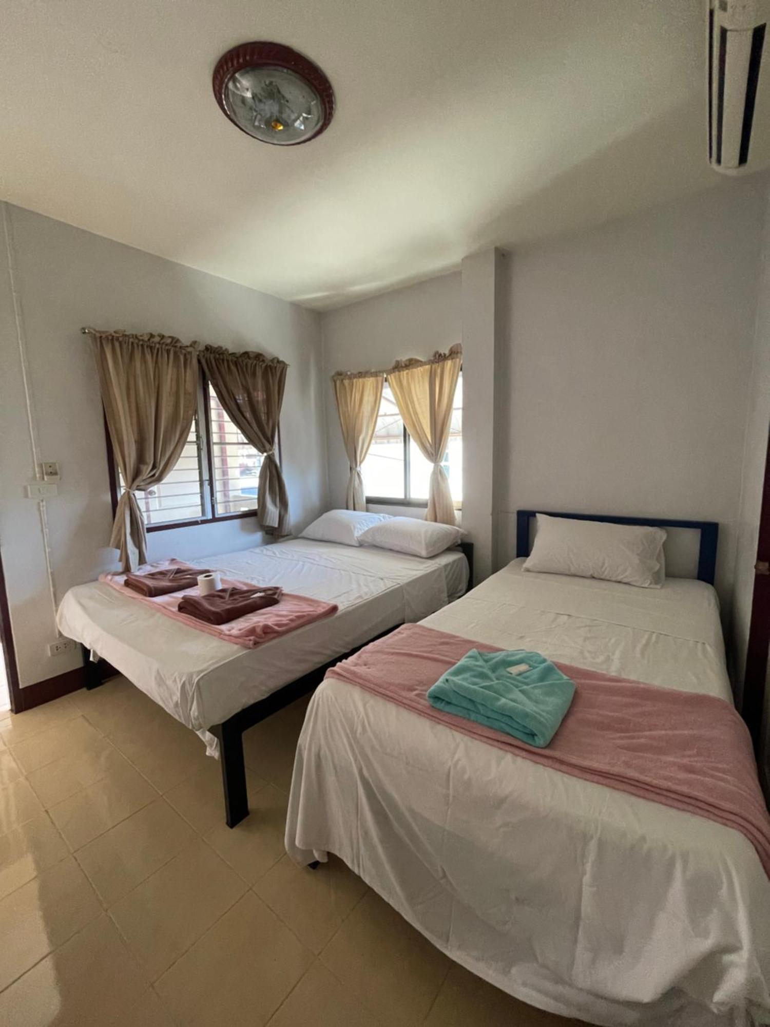 Jj Guesthouse Csiangmaj Kültér fotó
