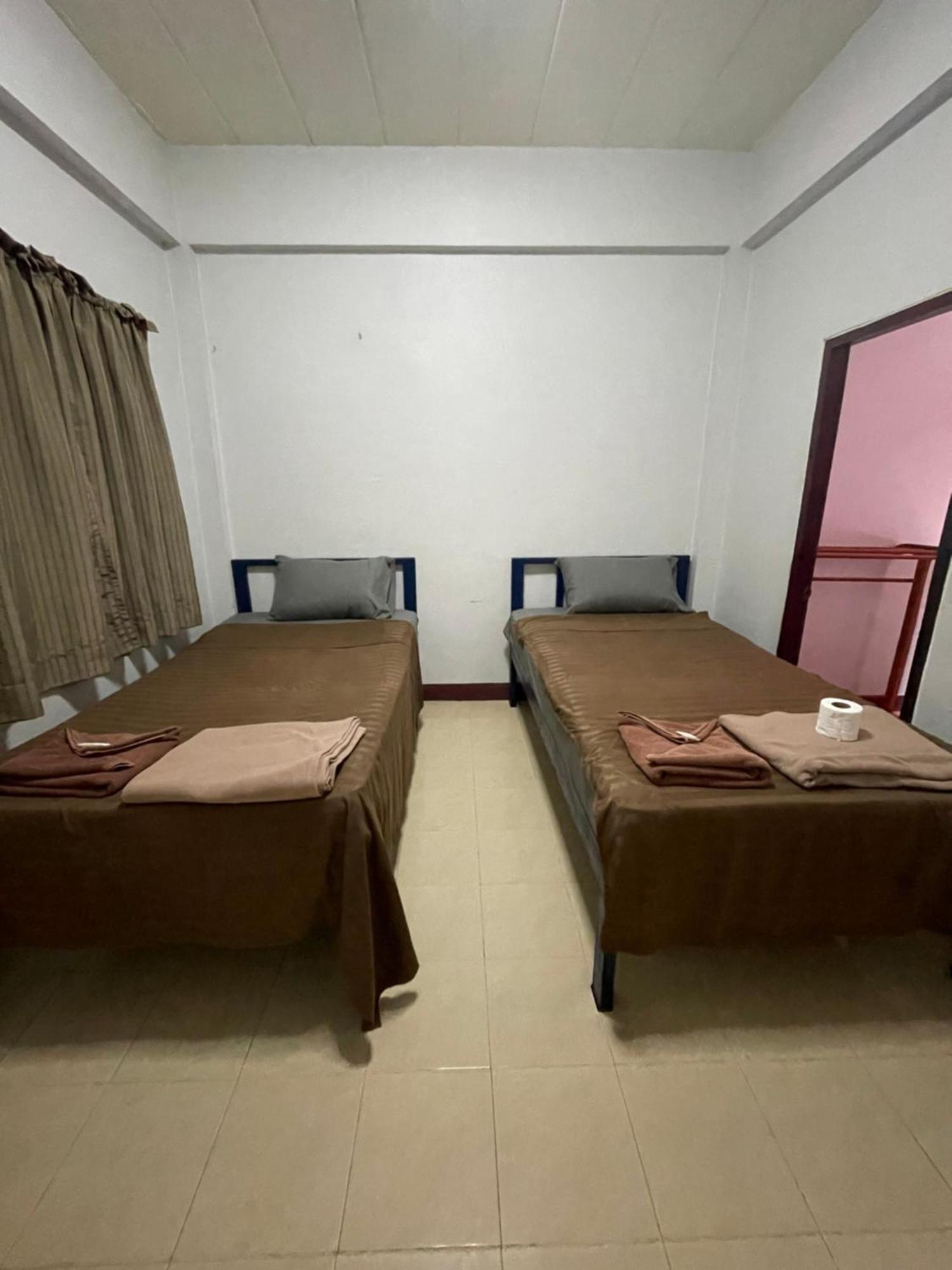 Jj Guesthouse Csiangmaj Kültér fotó