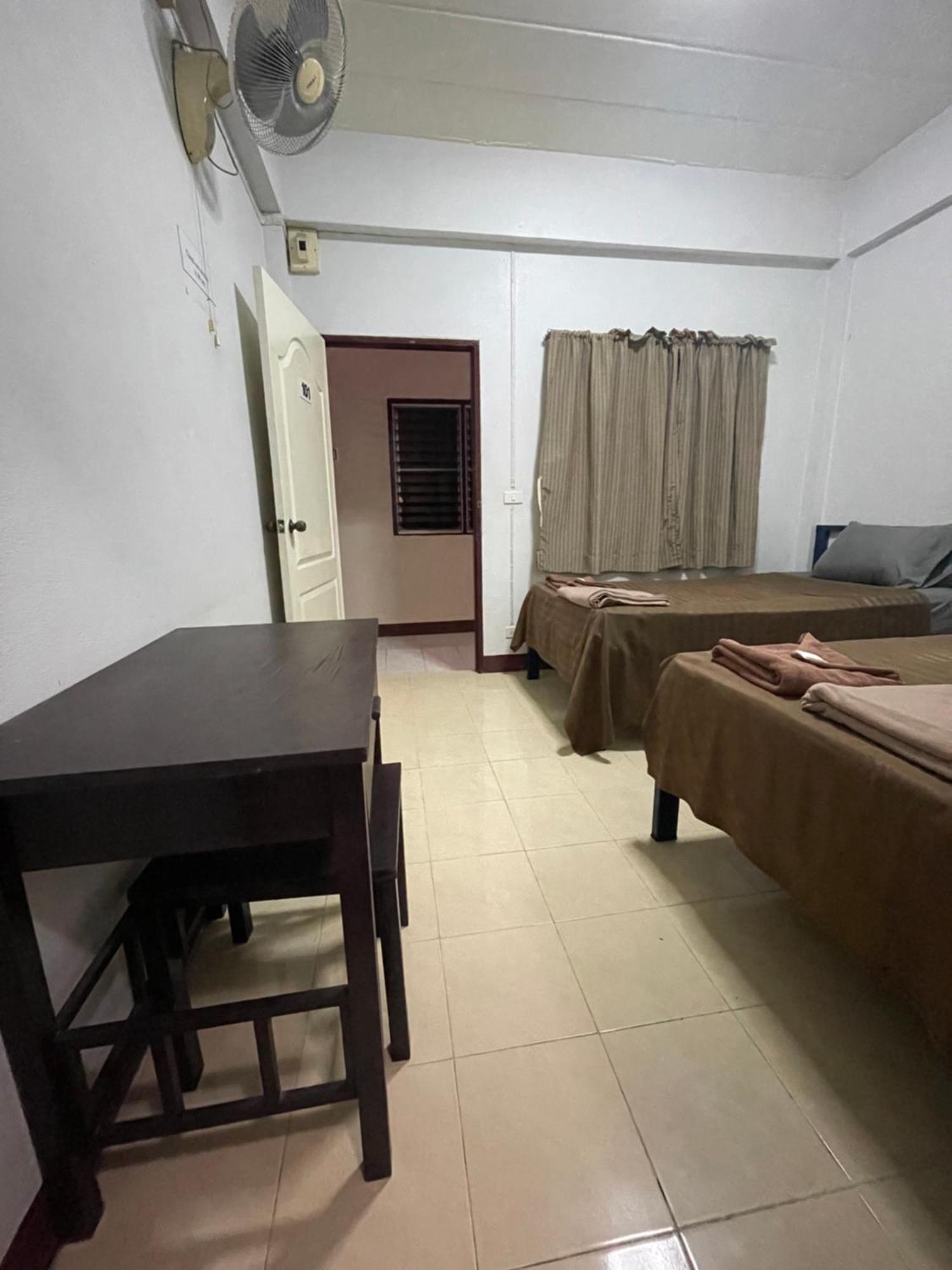 Jj Guesthouse Csiangmaj Kültér fotó