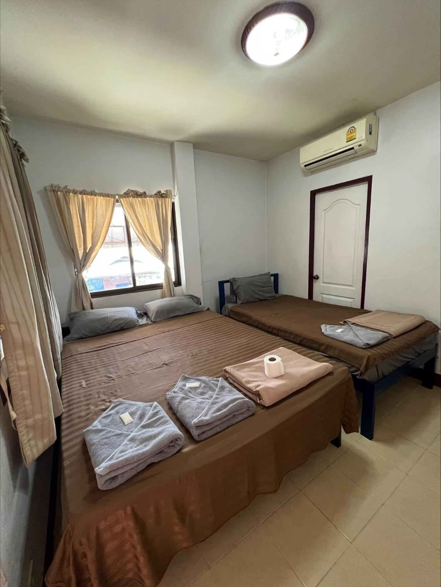Jj Guesthouse Csiangmaj Kültér fotó
