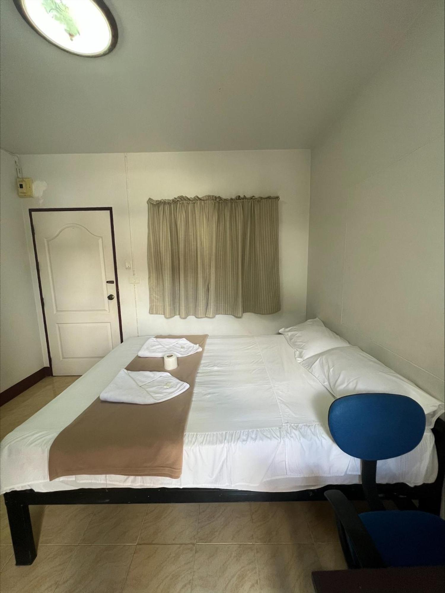Jj Guesthouse Csiangmaj Kültér fotó